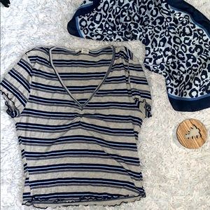 striped v-neck tee